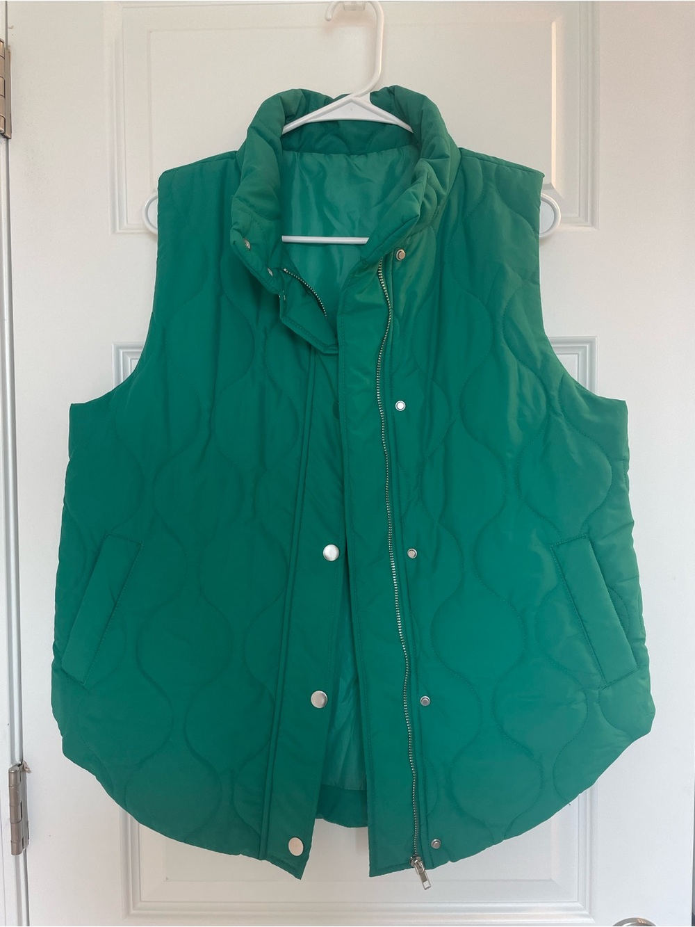 Quilted Sleeveless Puffer Vest in Green for Women